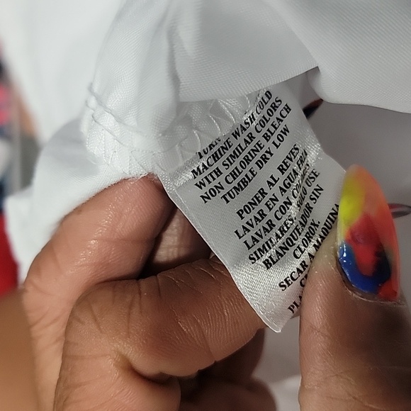 Capris - Picture 9 of 10